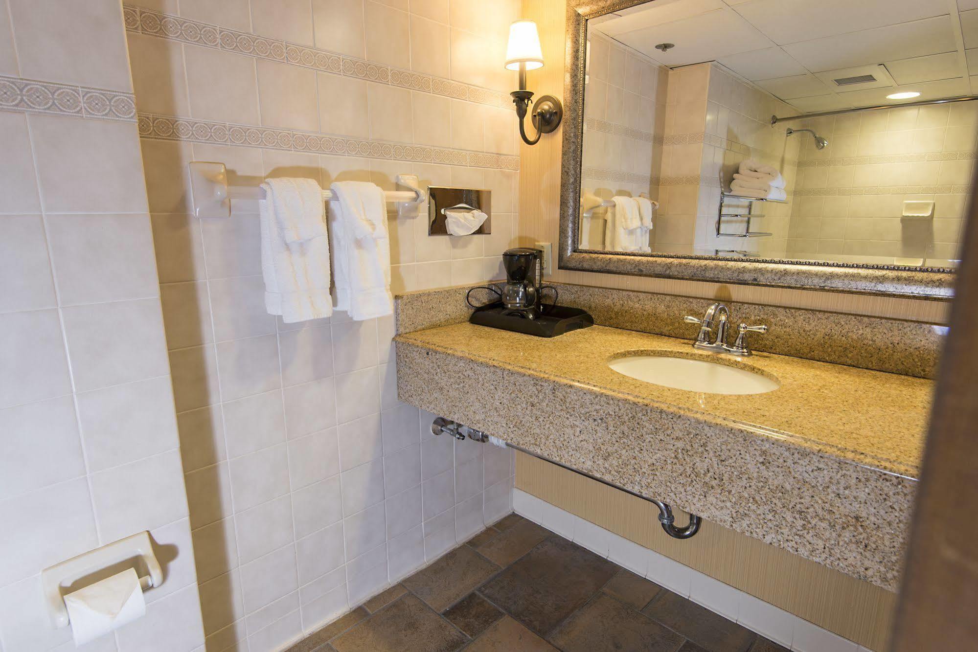 Lake Barkley State Resort Canton Экстерьер фото
